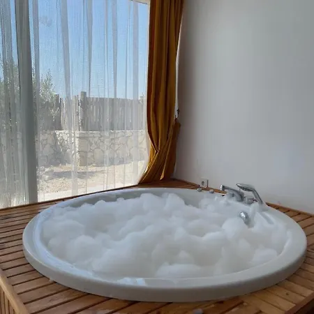 Great Sea And Pool View Mountain House In Kalkan Dağ evi